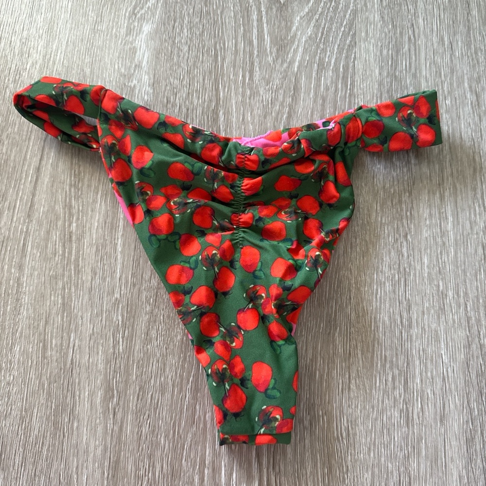 Blackbough - Giana Reversible Cheeky Bikini Bottoms -  The Big Apple - Size M - Picture 3 of 6